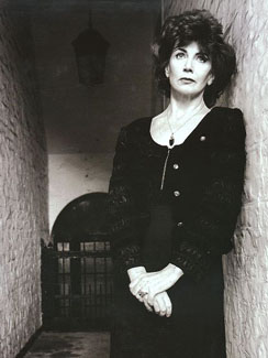 News cover  Edna O'Brien become the main in "Haunted"