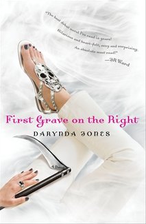 News cover "First Grave on the Right" written by Darynda Jones